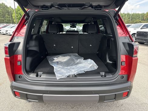 New 2026 Jeep Cherokee Overland w/ Advanced Pro Tech Group AWD/4WD image 18