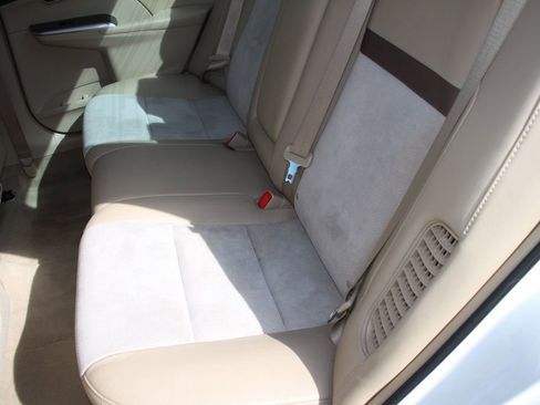 Used 2014 Toyota Camry XLE w/ Leather Package FWD image 18