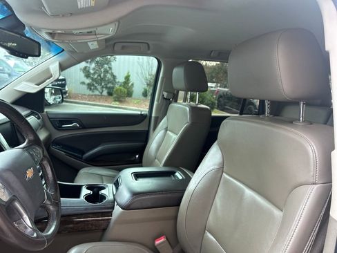 Used 2016 Chevrolet Tahoe LT image 9