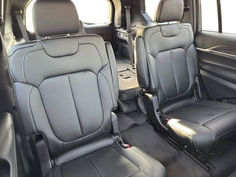 New 2026 Jeep Grand Cherokee L Limited image 12