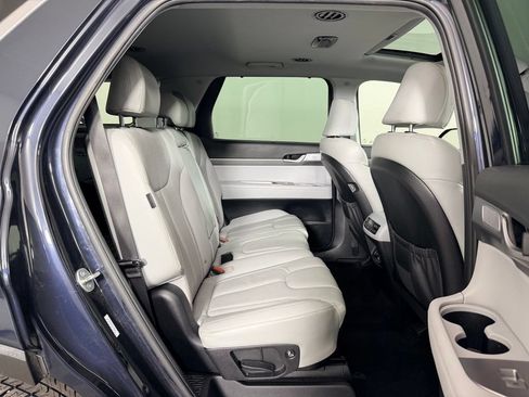 Used 2024 Hyundai Palisade SEL FWD image 29