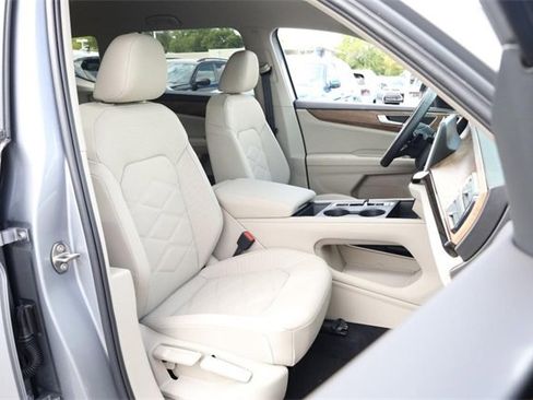 New 2026 Volkswagen Atlas SE image 28