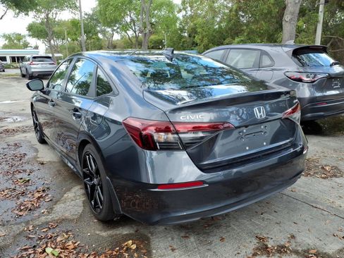 Used 2025 Honda Civic Sport image 5