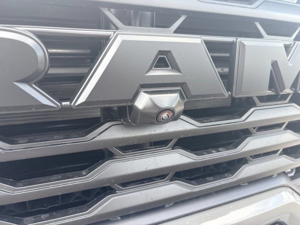 New 2027 RAM 3500 Big Horn AWD/4WD image 10