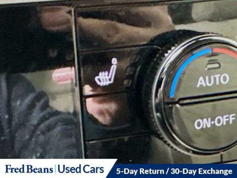 Certified 2024 Nissan Pathfinder SL w/ Black Appearance Package image 22