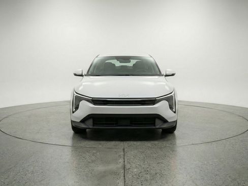 Used 2025 Kia K4 FWD image 2