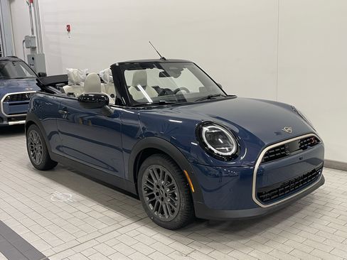 Used 2026 MINI Cooper S image 2