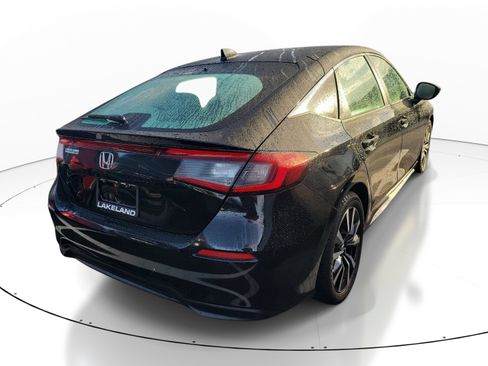 Used 2024 Honda Civic EX-L image 4
