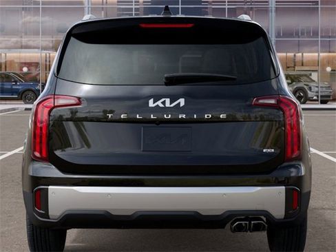 New 2025 Kia Telluride S image 13