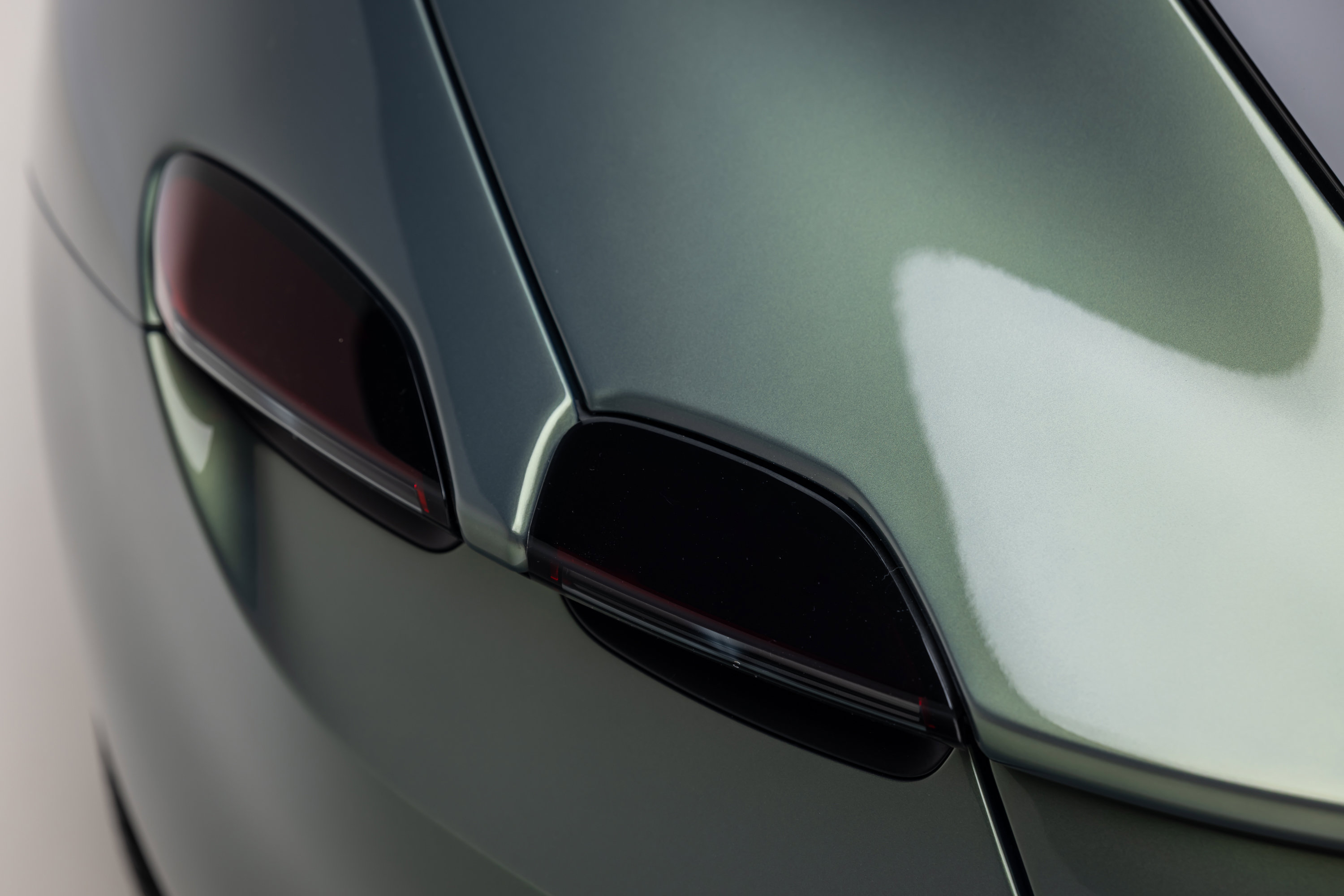 Certified 2026 Ferrari Roma Spider RWD image 37