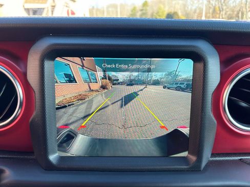 Used 2022 Jeep Gladiator Rubicon w/ Dual Top Group image 13