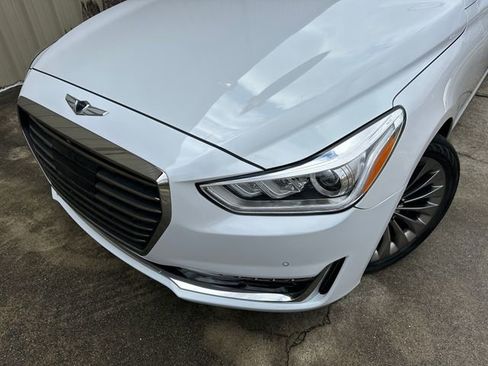 Used 2017 Genesis G90 5.0 Ultimate image 9