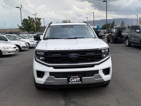 Used 2025 Ford Expedition Max Platinum AWD/4WD image 2