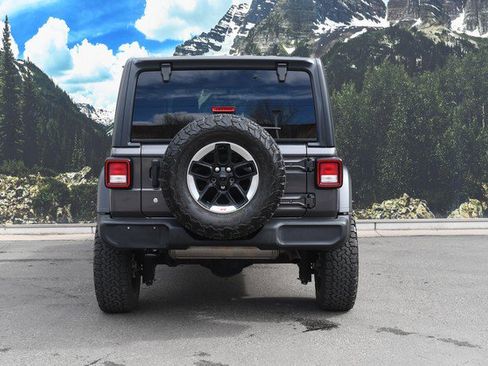 Used 2018 Jeep Wrangler Unlimited Sport S image 10