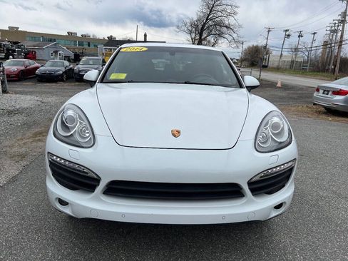 Used 2014 Porsche Cayenne S AWD/4WD image 4