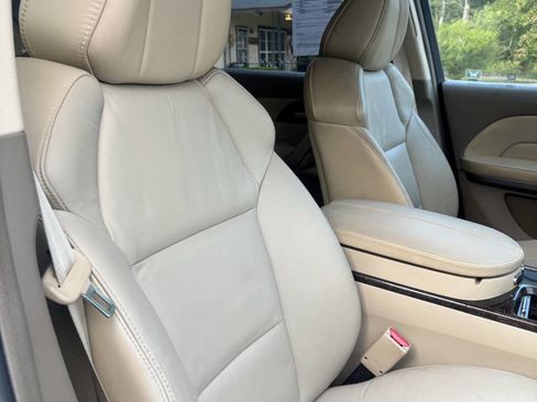 Used 2010 Acura MDX image 3