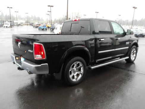 Used 2015 RAM 1500 Laramie w/ Convenience Group AWD/4WD image 5
