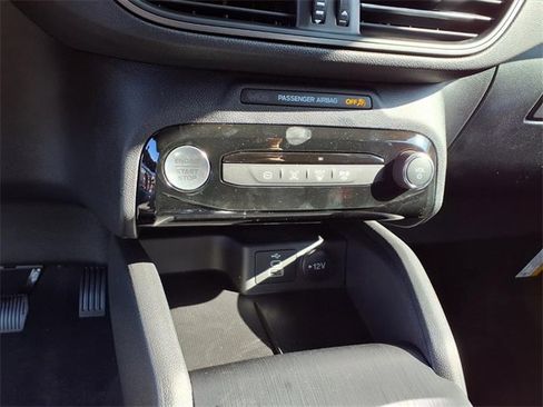 New 2025 Ford Escape SE image 12
