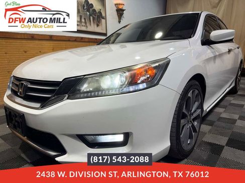 Used 2015 Honda Accord Sport image 1