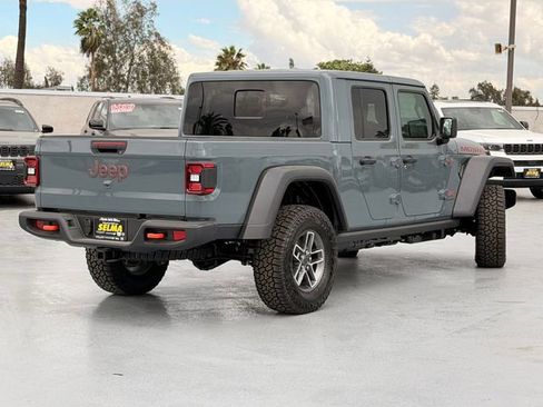 New 2026 Jeep Gladiator Mojave image 4