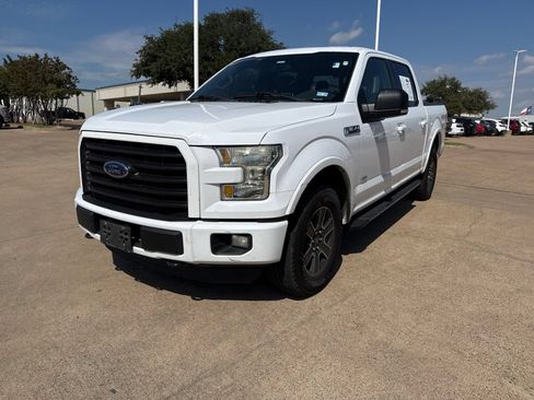 Used 2016 Ford F150 XLT w/ Equipment Group 302A Luxury AWD/4WD image 3