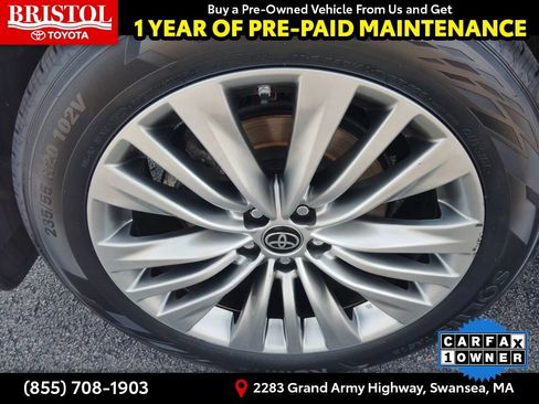 Used 2023 Toyota Highlander Platinum AWD/4WD image 11