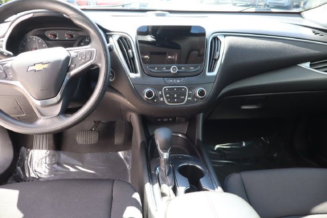 Used 2025 Chevrolet Malibu LT FWD image 30