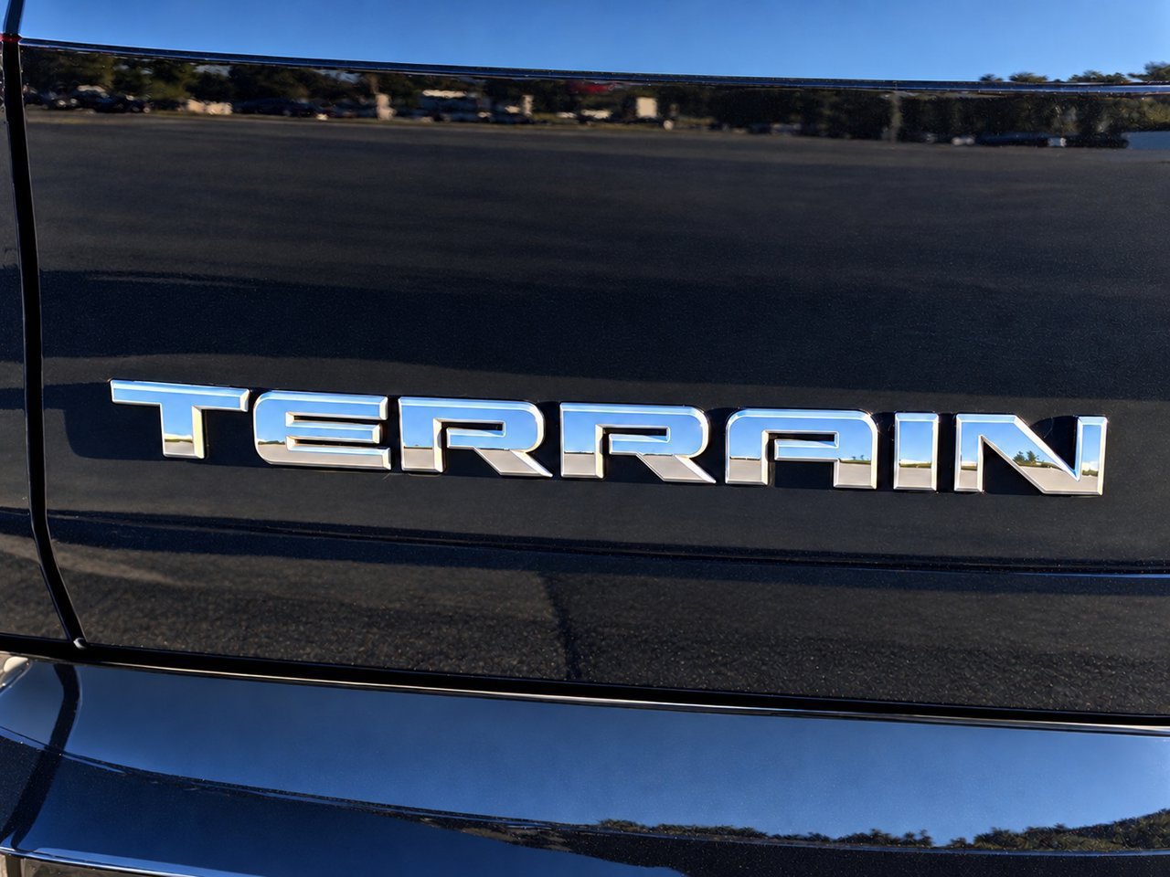 Used 2020 GMC Terrain SLE w/ Driver Convenience Package AWD/4WD image 9