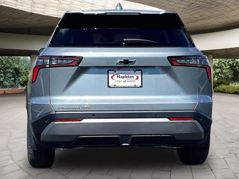 New 2026 Chevrolet Equinox LT AWD/4WD image 4