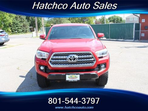 Used 2016 Toyota Tacoma TRD Off-Road w/ Towing Package AWD/4WD image 8