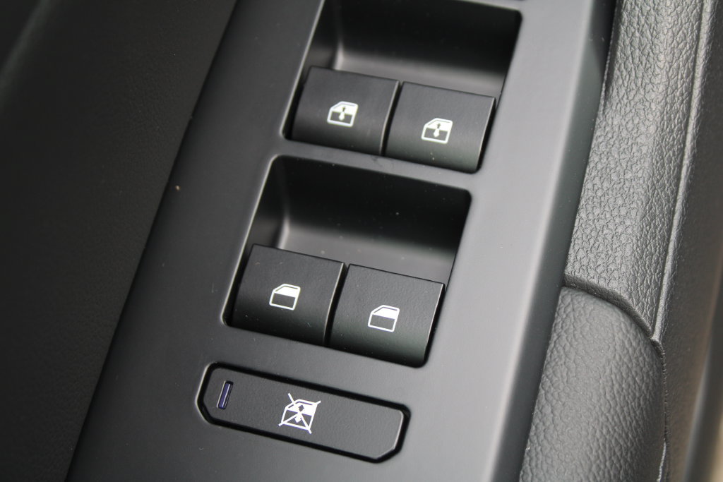 New 2026 Kia Sportage SX FWD image 20