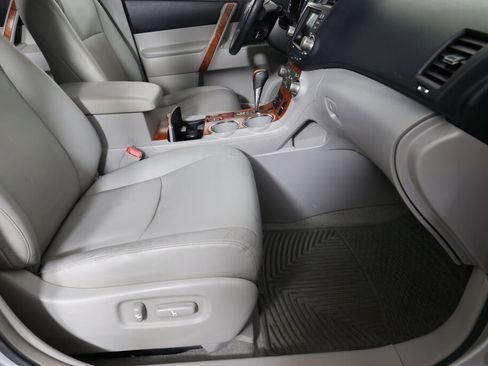 Used 2008 Toyota Highlander Limited image 28