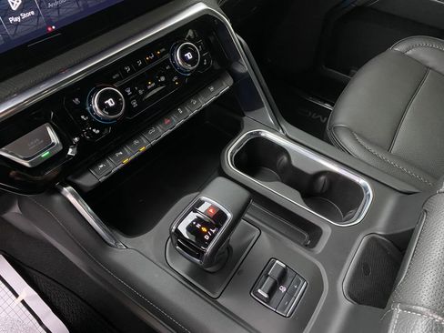 Used 2023 GMC Sierra 1500 Denali w/ Denali Reserve Package image 20