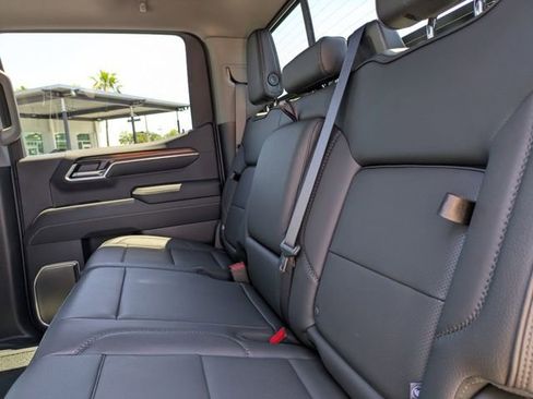 Used 2026 GMC Sierra 1500 Denali AWD/4WD image 14