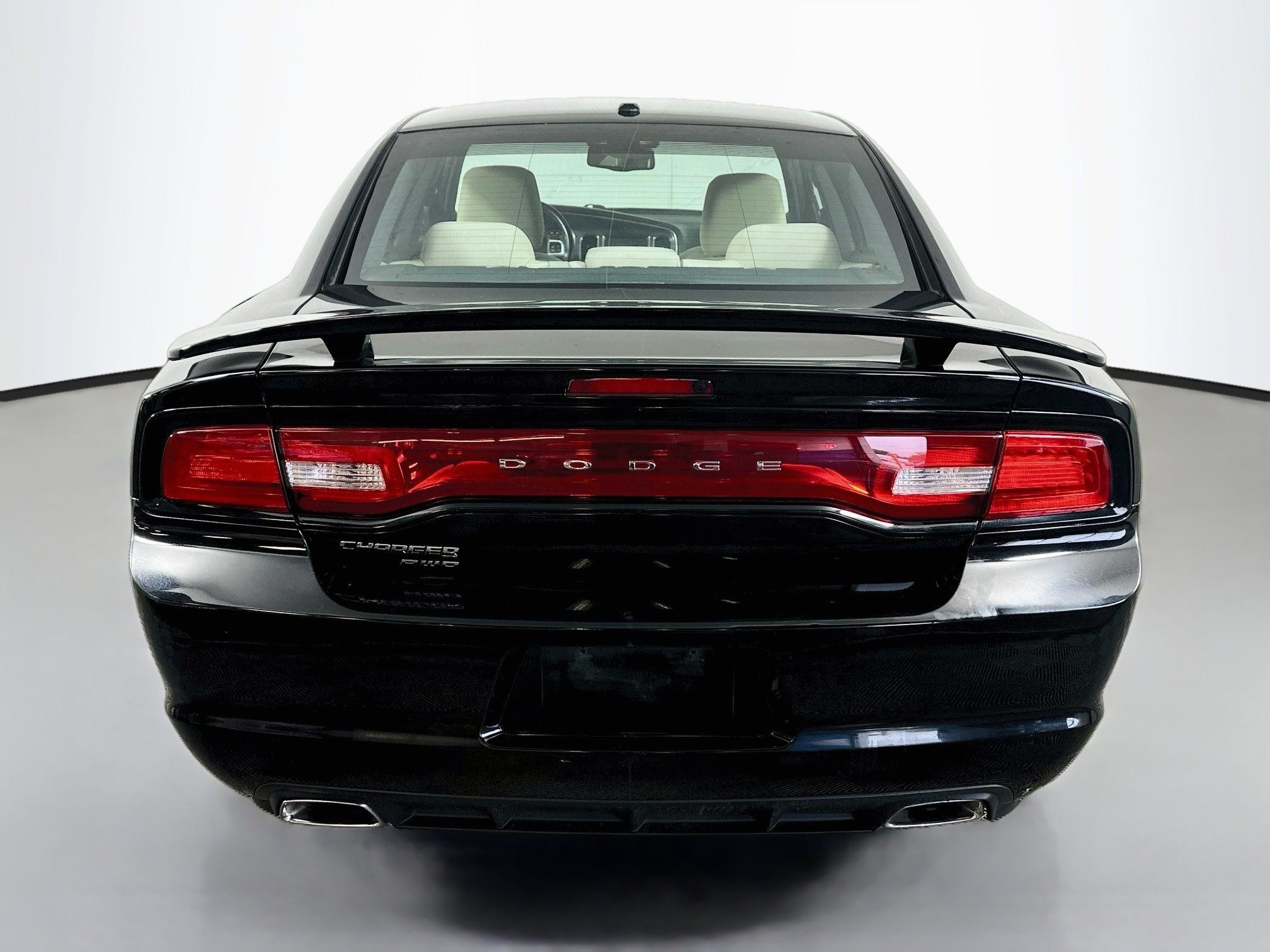 Used 2013 Dodge Charger SXT w/ Beats Audio Group AWD/4WD image 6