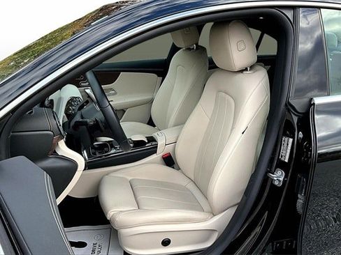 Certified 2023 Mercedes-Benz CLA 250 4MATIC image 24