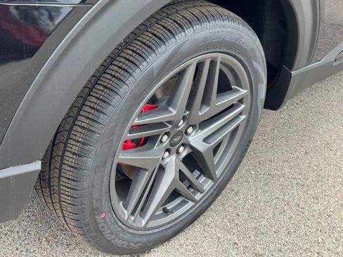 New 2026 Ford Explorer ST w/ Sun And Sound Package image 5