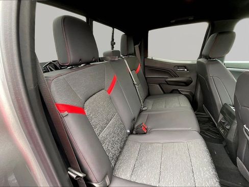 New 2026 Chevrolet Colorado Z71 w/ Technology Package image 12