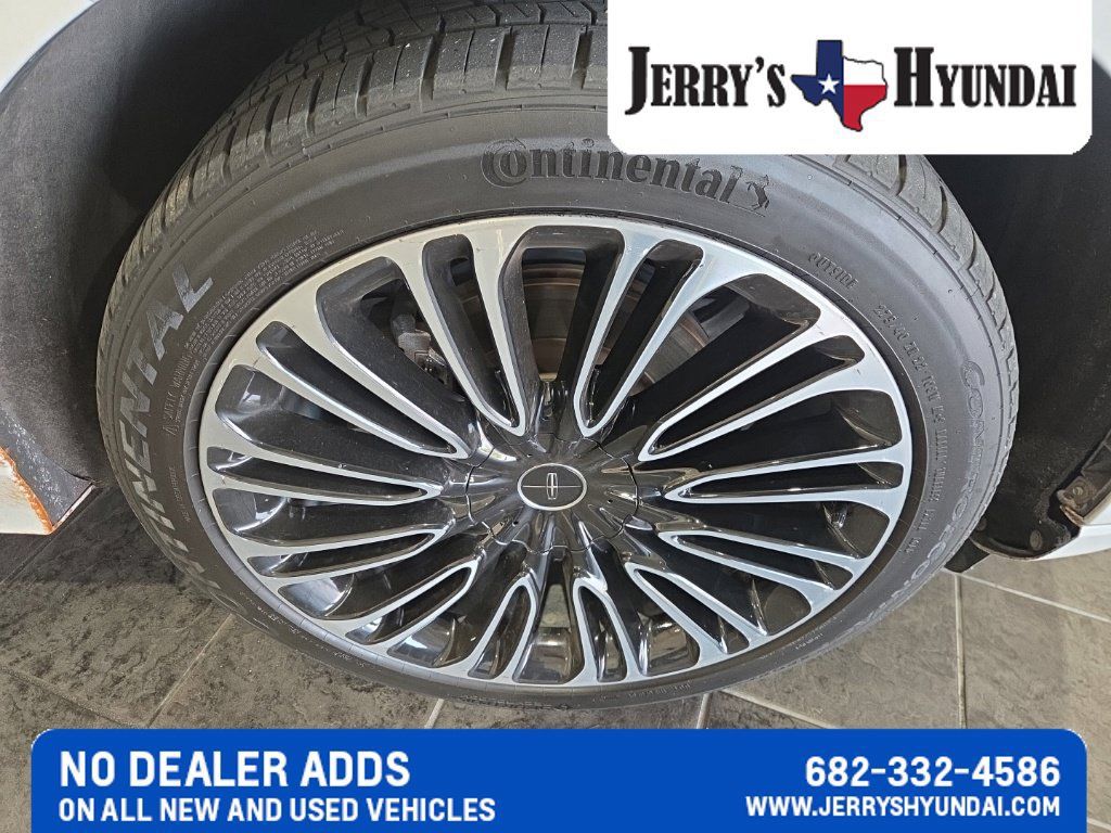 Used 2023 Lincoln Aviator Black Label w/ Dynamic Handling Package AWD/4WD image 4