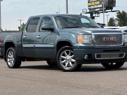 Used 2011 GMC Sierra 1500 Denali AWD/4WD image 2