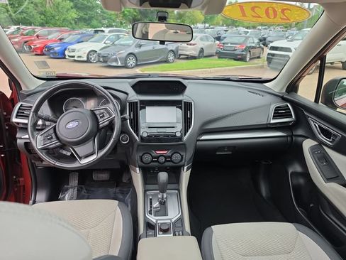 Used 2021 Subaru Forester Premium AWD/4WD image 12