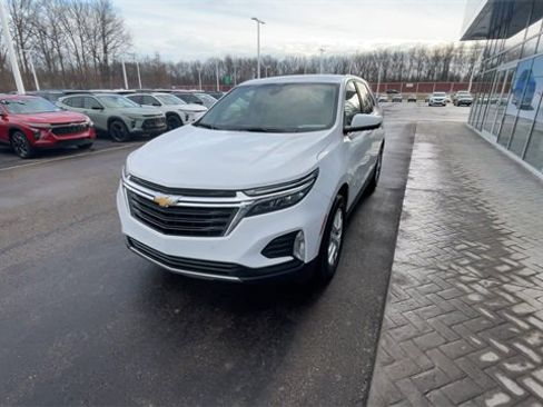 Certified 2022 Chevrolet Equinox LT image 3