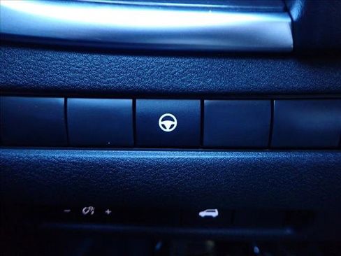 Used 2021 Nissan Rogue SL w/ Premium Package image 26