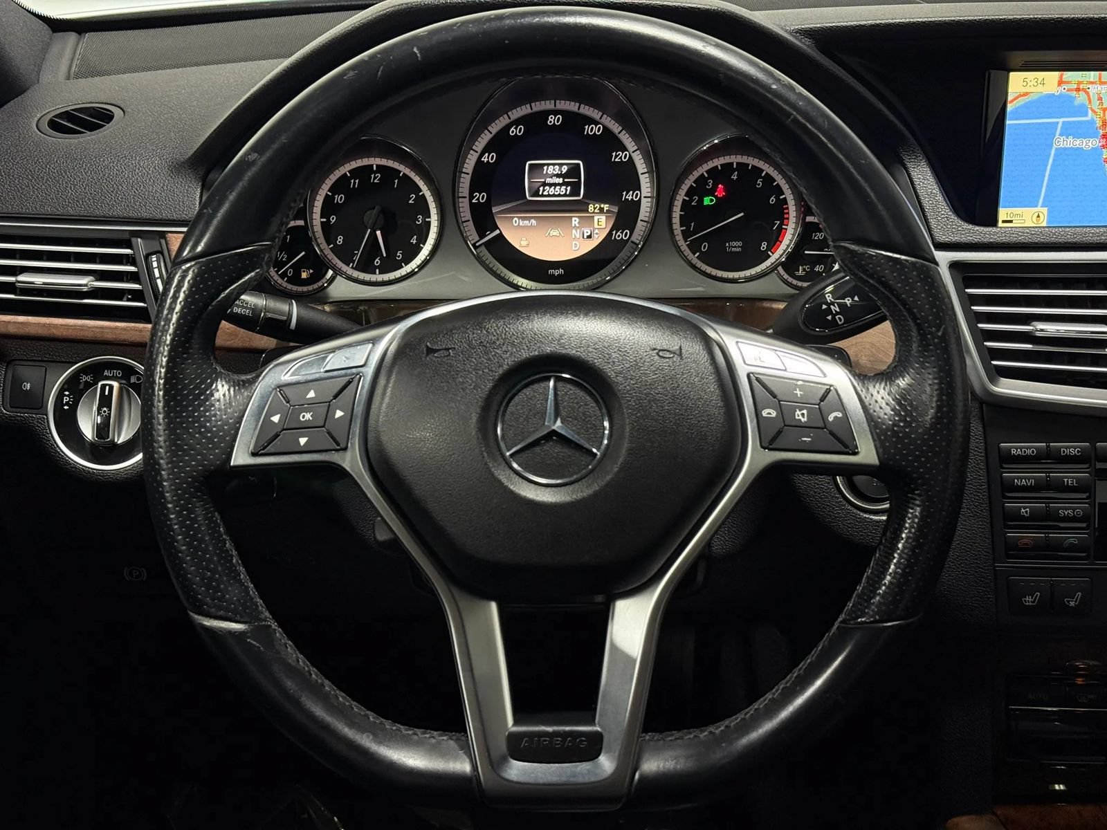 Used 2012 Mercedes-Benz E 550 4MATIC Sedan image 25