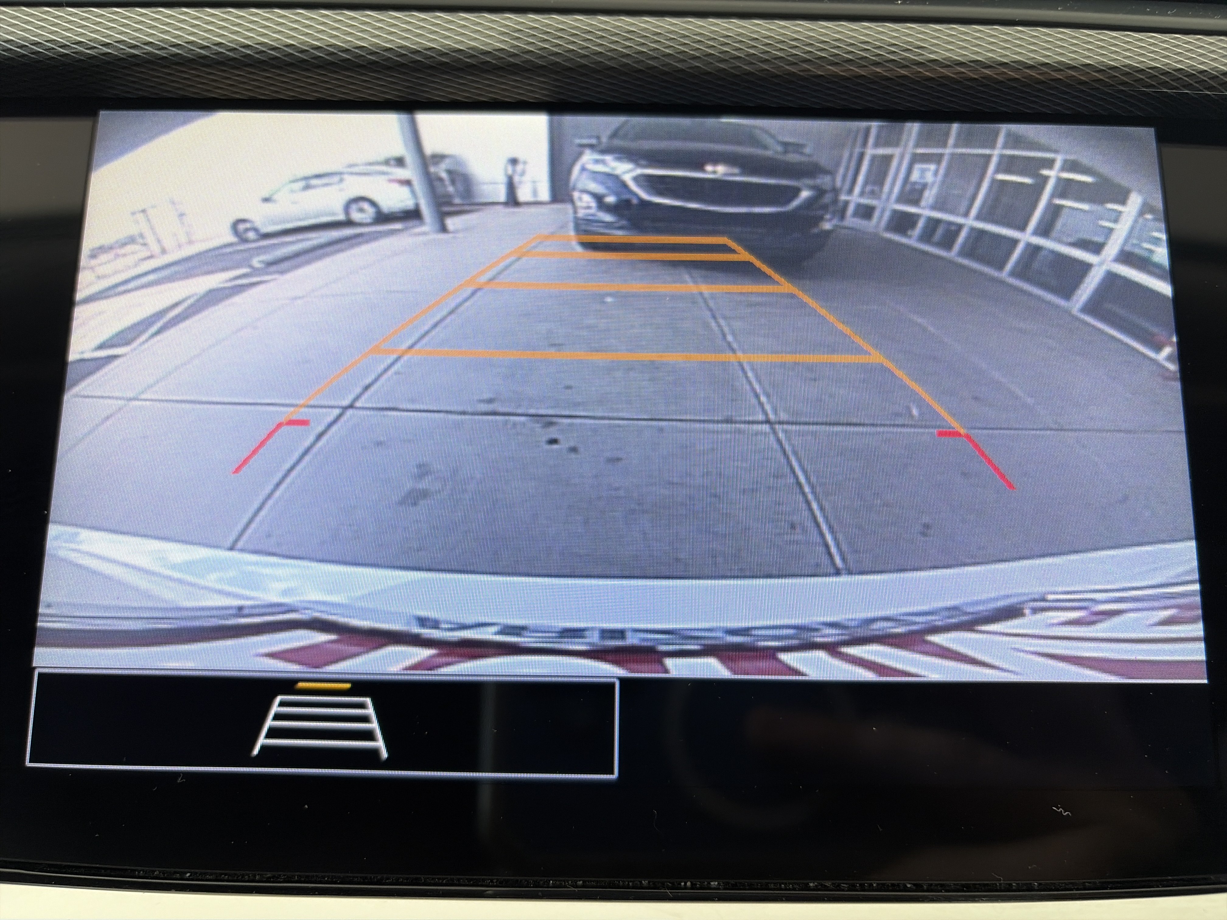 Used 2022 Buick Encore GX Select w/ Sport Touring Package FWD image 21