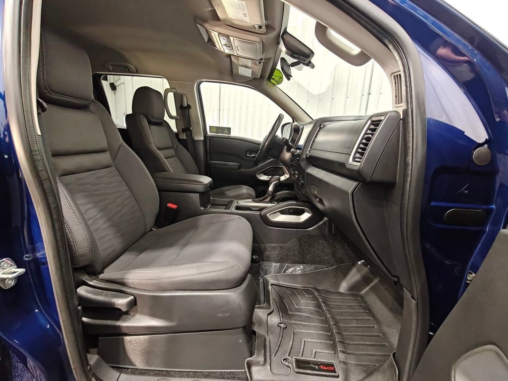 Used 2023 Nissan Frontier SV w/ Technology Package AWD/4WD image 25