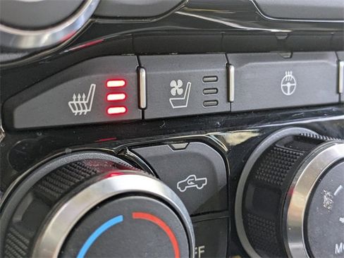 Certified 2020 RAM 1500 Laramie image 22