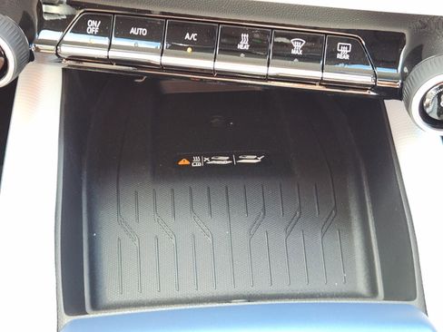 New 2026 Chevrolet Equinox EV LT image 14