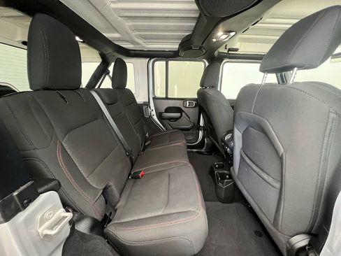 Used 2023 Jeep Wrangler Unlimited Rubicon image 8