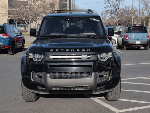 Used 2022 Land Rover Defender 110 X-Dynamic SE AWD/4WD image 11